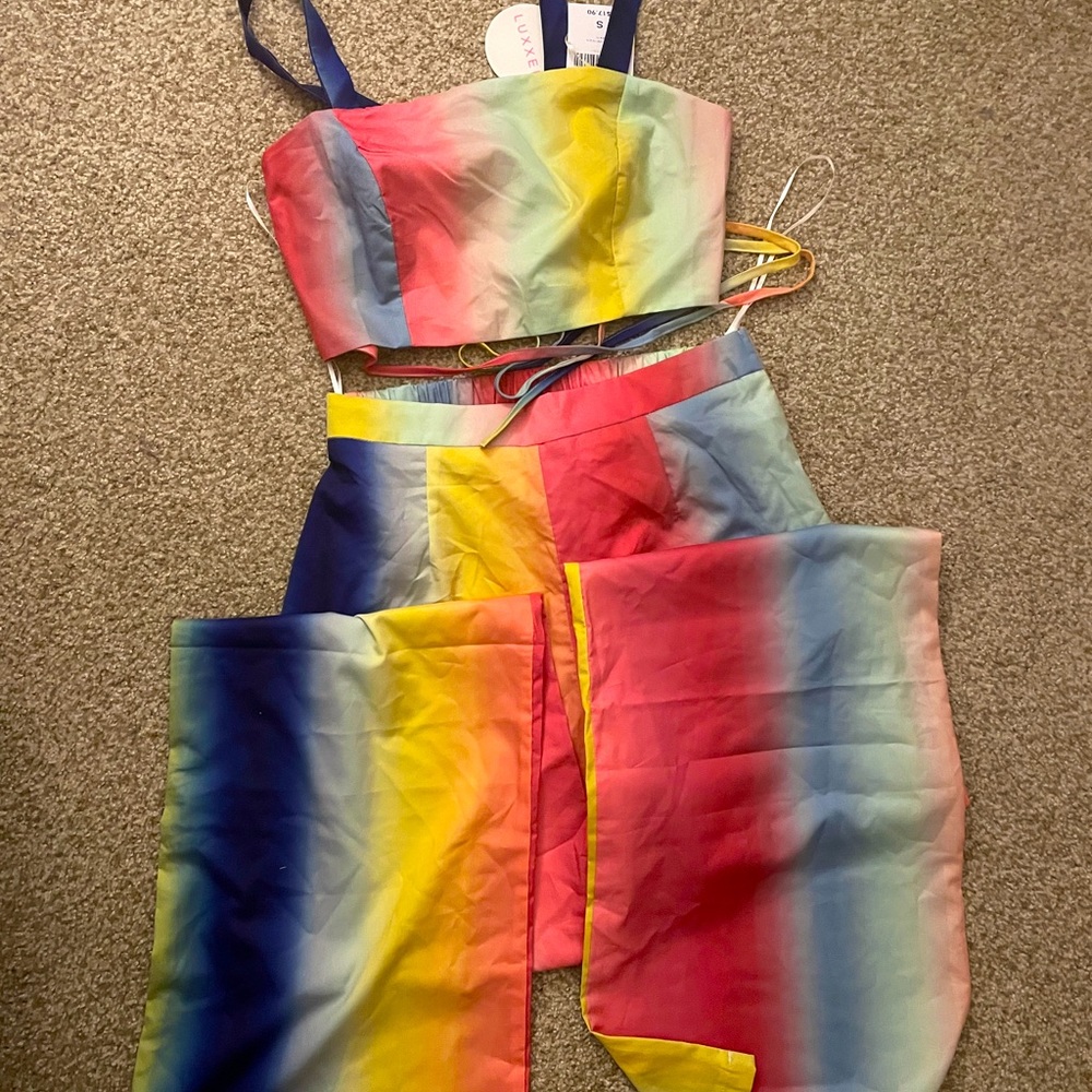 NEW 2 piece CROP TOP HIGH WAISTED PANT!